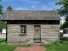 Knoxville Log Cabin